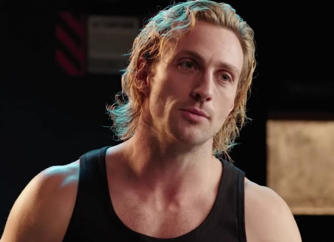 Аарон Тейлор-Джонсон, Рэйф Файнс и Джоди Комер снимутся в продолжении «28 дней спустя»