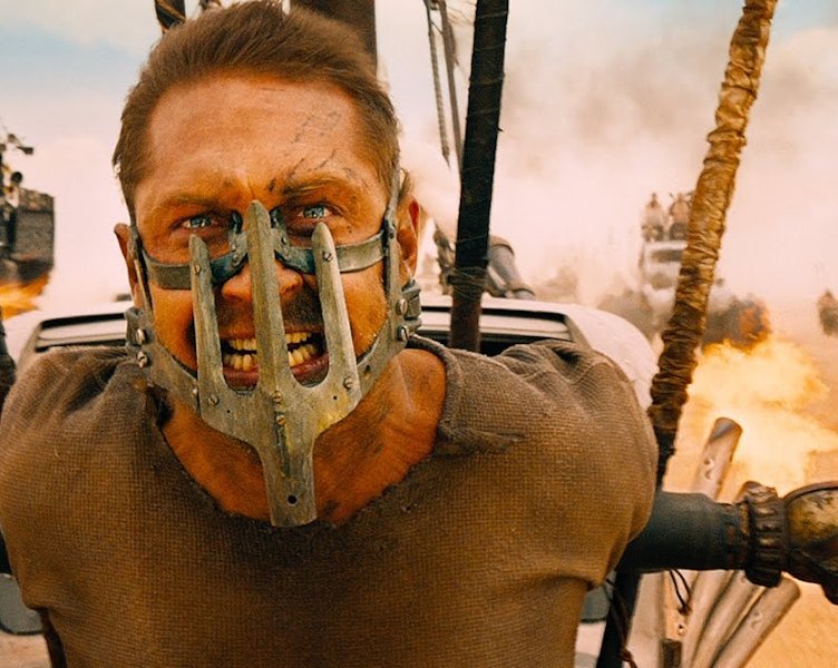 6 неожиданных фанатских теорий по «Безумному Максу», которые многое объясняют