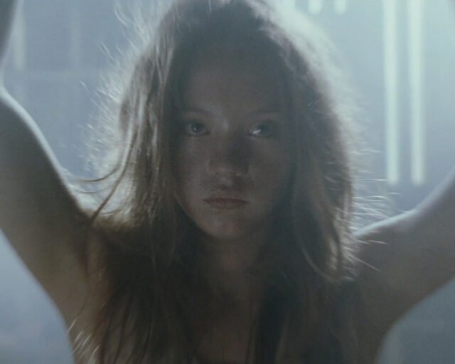 Как Сидни Суини превратилась из школьной отличницы в новый секс-символ Голливуда