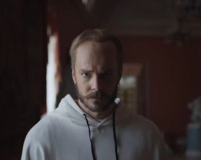 Каким получился «Фандорин. Азазель» — сериал, в котором Романовы правят Россией в 2023 году