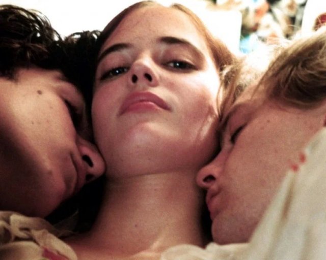 14 фильмов про самые красивые любовные треугольники